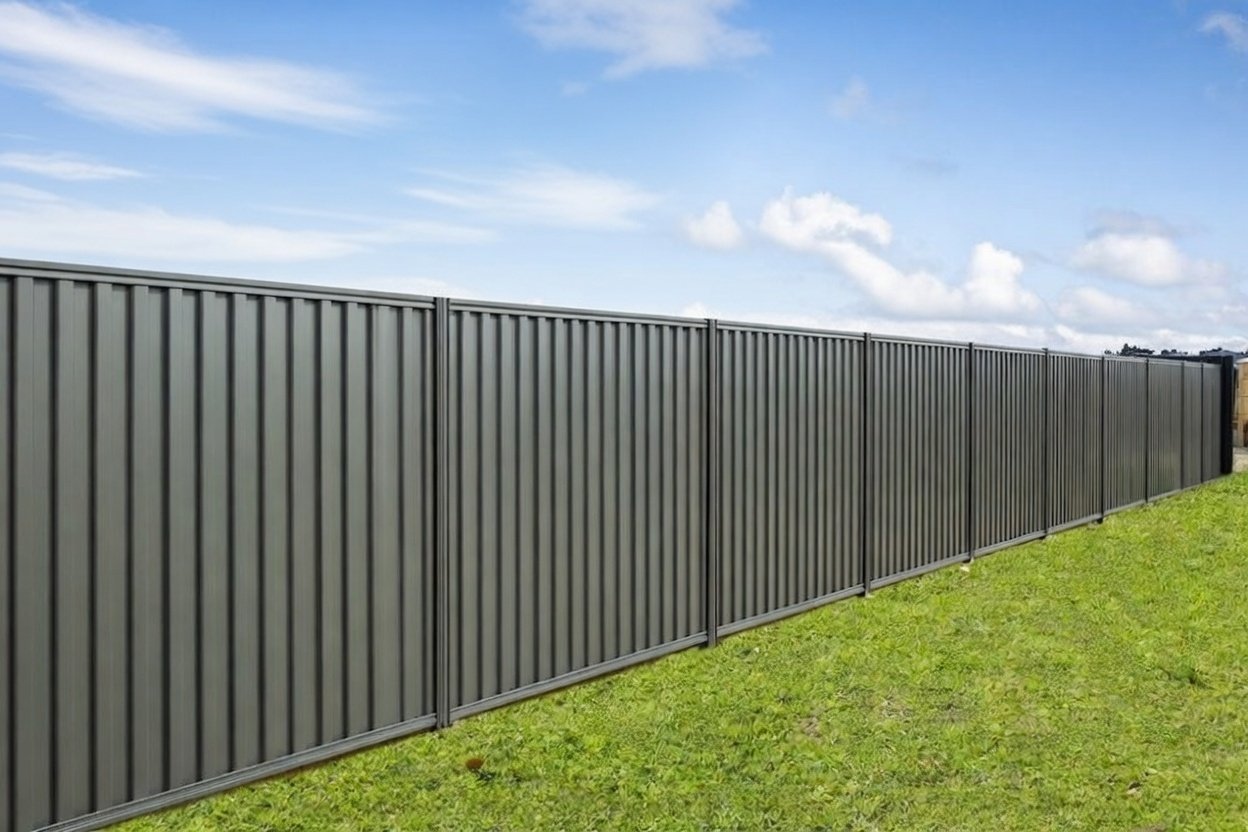 Timber fencing installation in Geelong by Drysdale Fencing